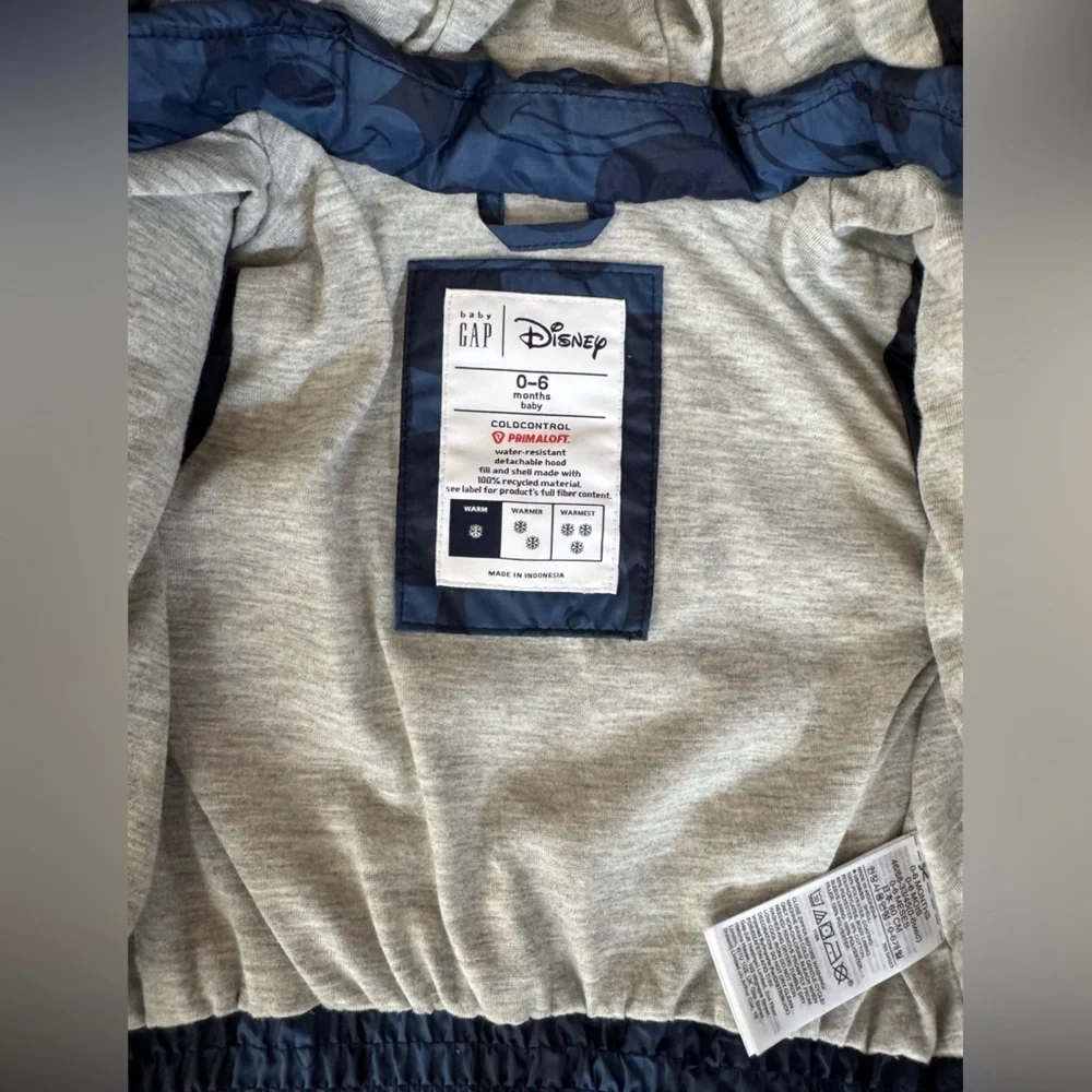 Baby GAP Disney Navy Blue Puffer Jacket size 0-6 months